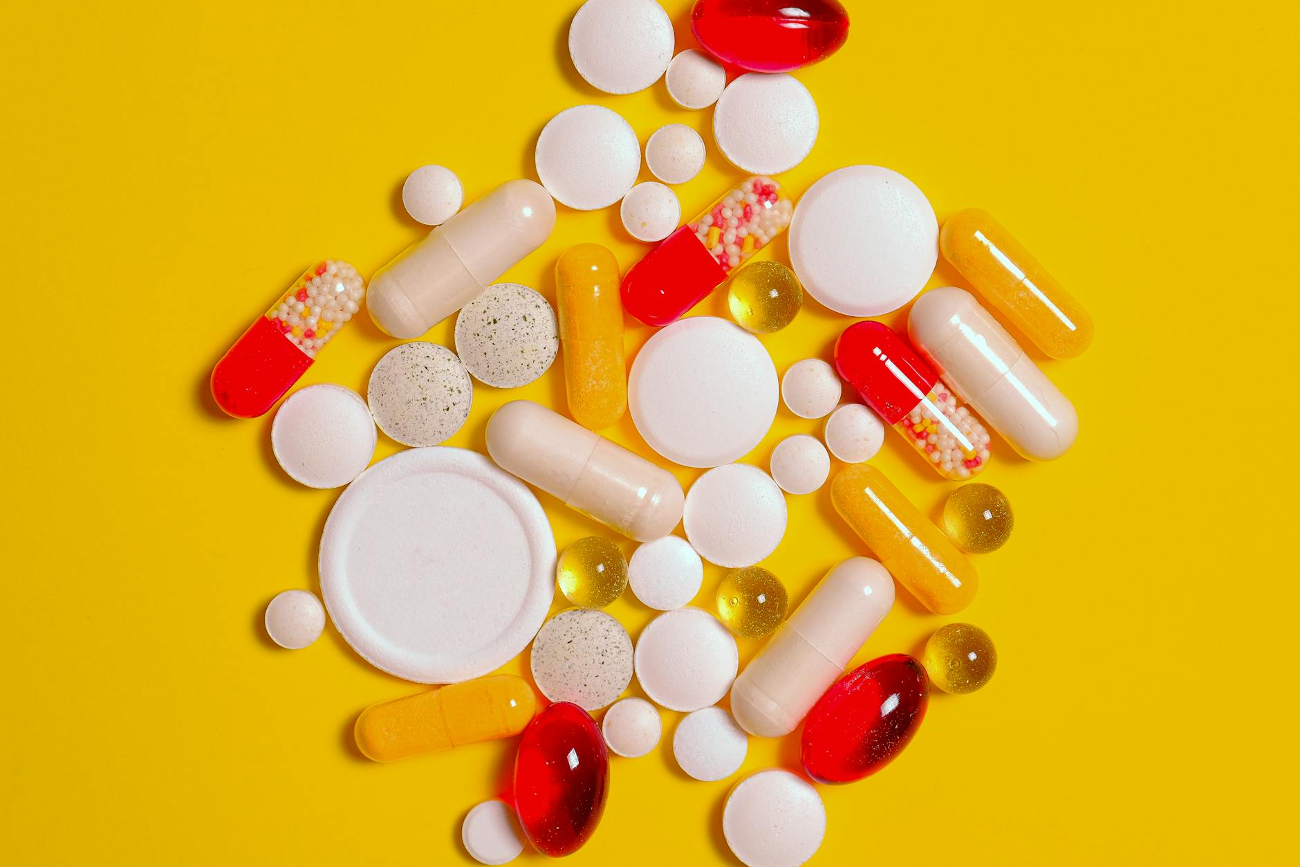 Generic Drug Cartel Lawsuit — 47 State AGs Accuse 20 Companies of Price-Fixing Scheme - Featured image