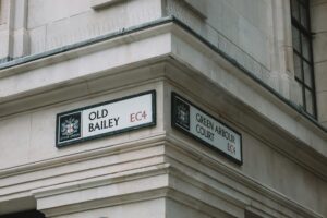 High Court Rules in Favor of College of Midwives Class Action - Featured image
