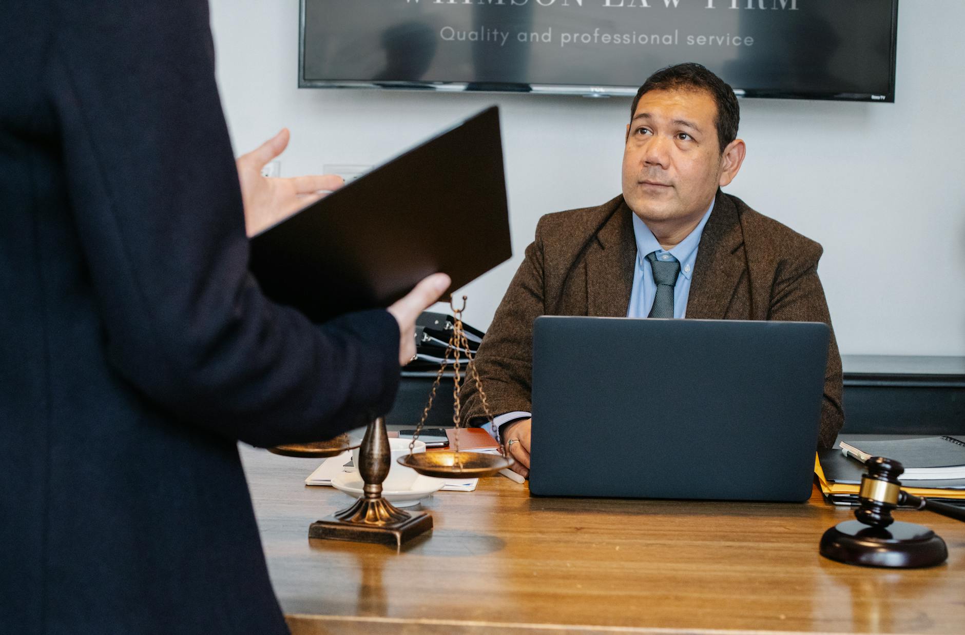 How Does Legal Representation Work in This Securities Fraud Lawsuit?