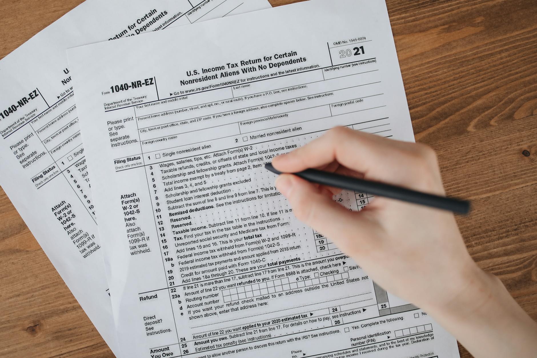 How Much Tax Do You Pay on a Class Action Settlement Payment?