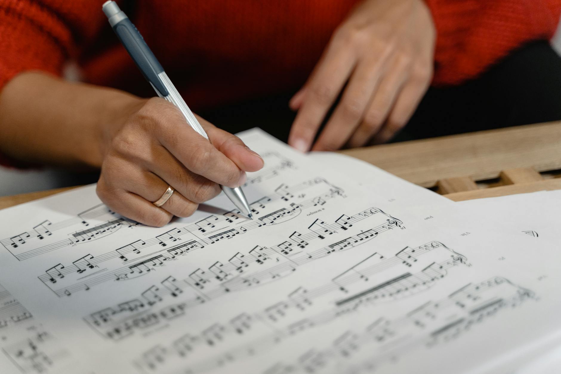 How Songwriter Credits and Licensing Work in Advertising