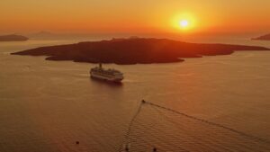Lawsuit Claims Cruise Robotaxi Retained Footage of Private Property During Autonomous Routes - Featured image