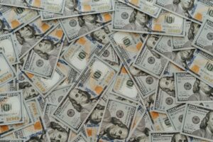 Meta Faces Legal Uncertainty as Jury Deliberates Without Decision - Featured image