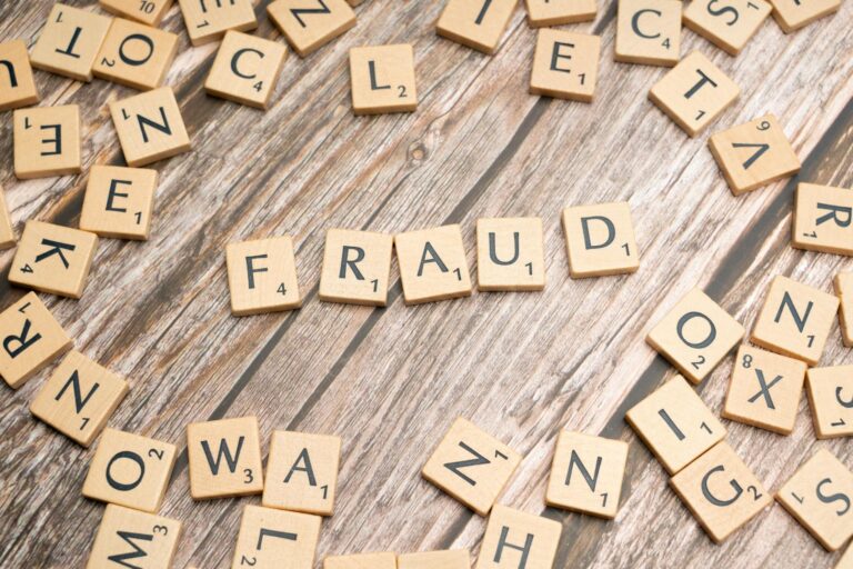 Securities Fraud Lawsuit Targets Apollo Global as Investors Encouraged to Act - Featured image