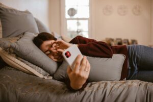 Social Media Addiction Case Still Pending as Jury Deliberates - Featured image