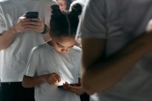 Social Media Addiction Trial Could Set Legal Precedent Despite Delay - Featured image