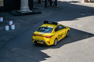 Uber Faces Class Action in Quebec Over Cancellation Fee Practices - Featured image
