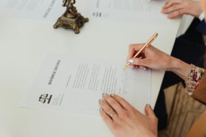 What Happens If a Class Action Settlement Check Bounces - Featured image