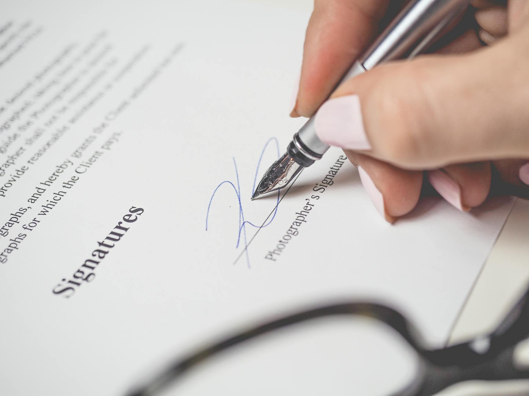 What Legal Pressure Is Forcing Tech Companies to Implement Age Verification?