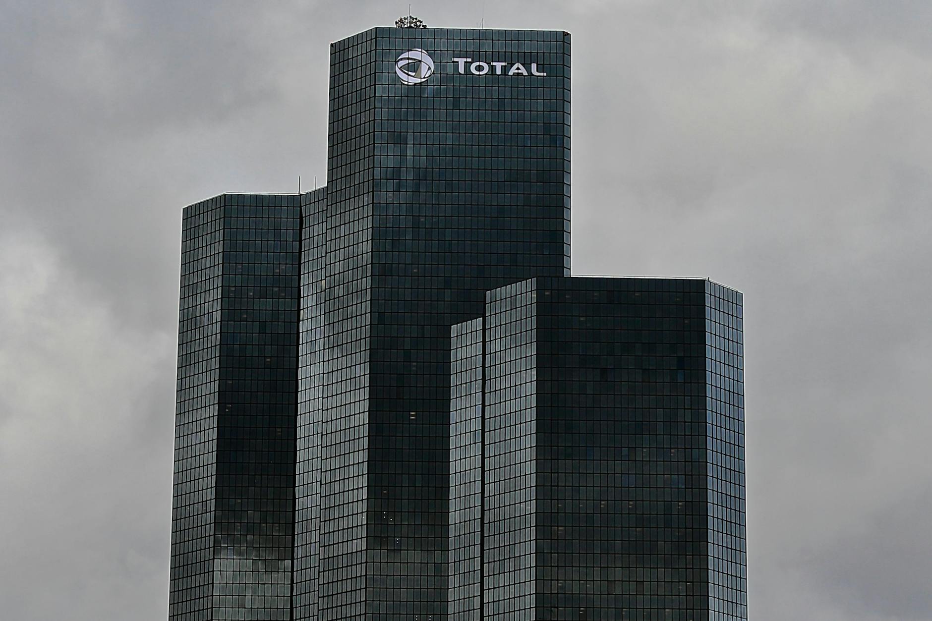 Why Total Settlement Dollars Fell Even as Individual Payouts Rose