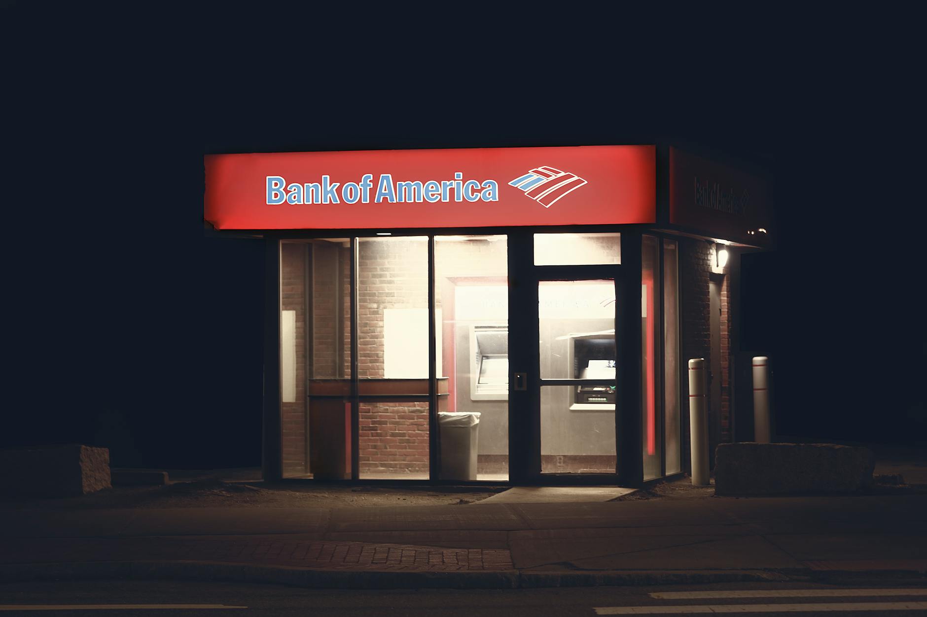 How Did PNC Bank's Transaction Resequencing Practice Work?