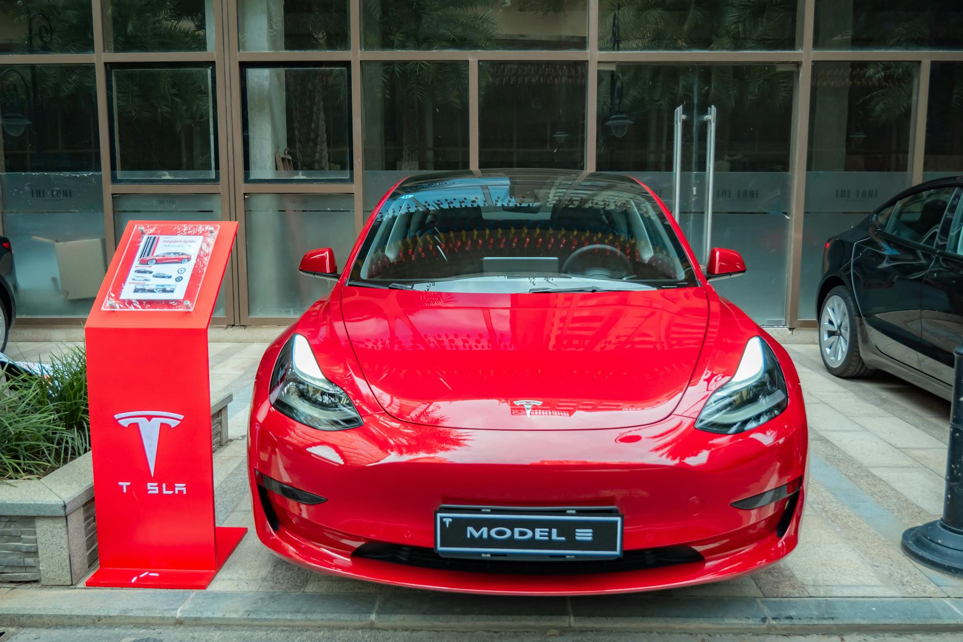 What is the Tesla Model 3 Paint Defect Class Action Lawsuit?