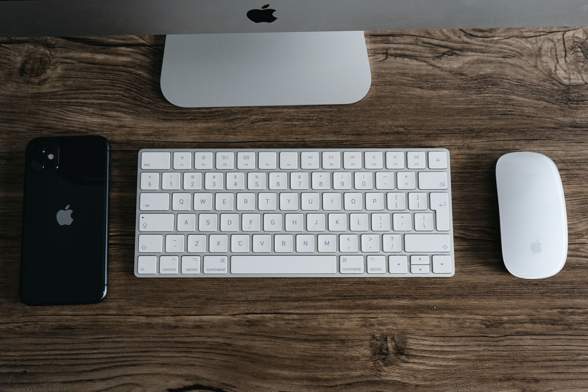 Apple iCloud Privacy Consumer Lawsuit: Common Questions About Claims and Case Status - Featured image