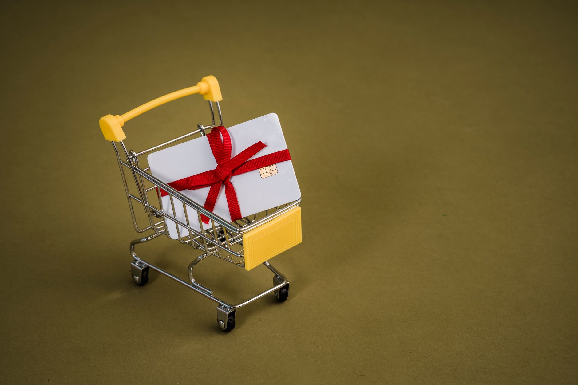 Costco Membership Auto-Renewal Consumer Lawsuit: Common Questions About Claims and Case Status - Featured image