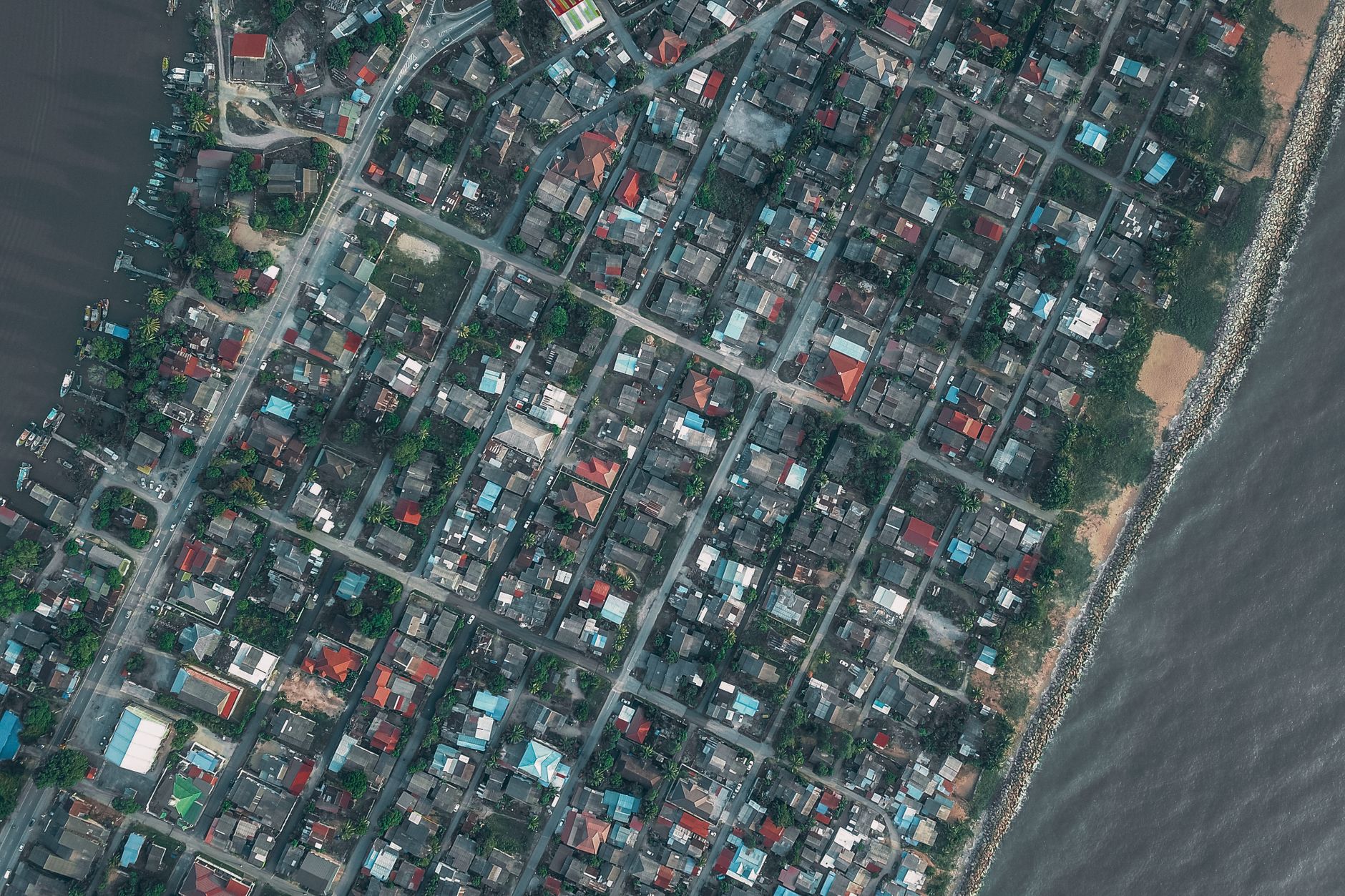 Google Location Tracking Consumer Lawsuit: Common Questions About Claims and Case Status - Featured image