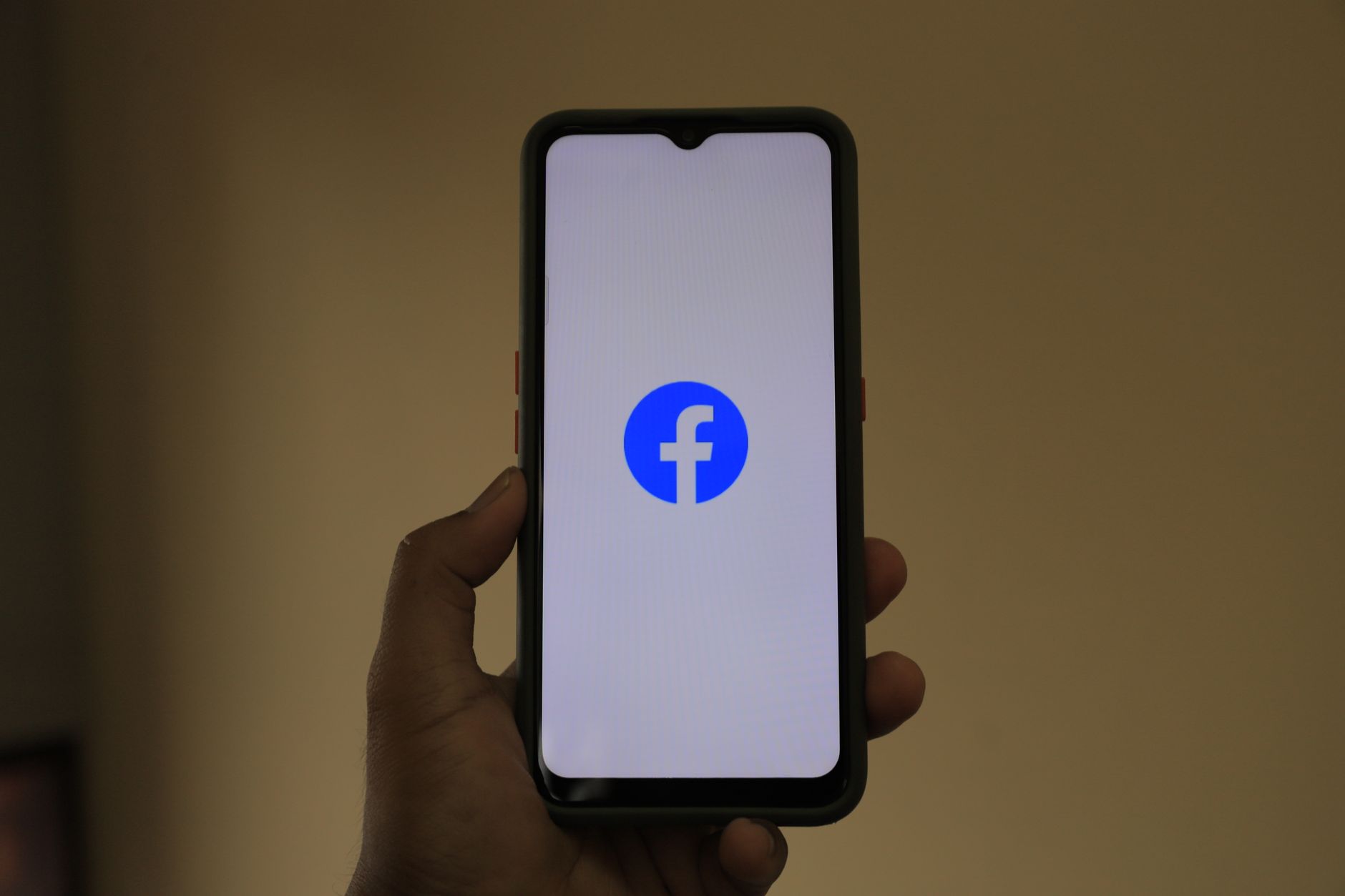 Meta Facebook Pixel Tracking Lawsuit: Allegations, Eligibility Questions and Case Status - Featured image
