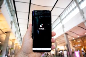 TikTok Children Privacy Class Action Claims: How Parents and Young Users Can Review Their Options - Featured image