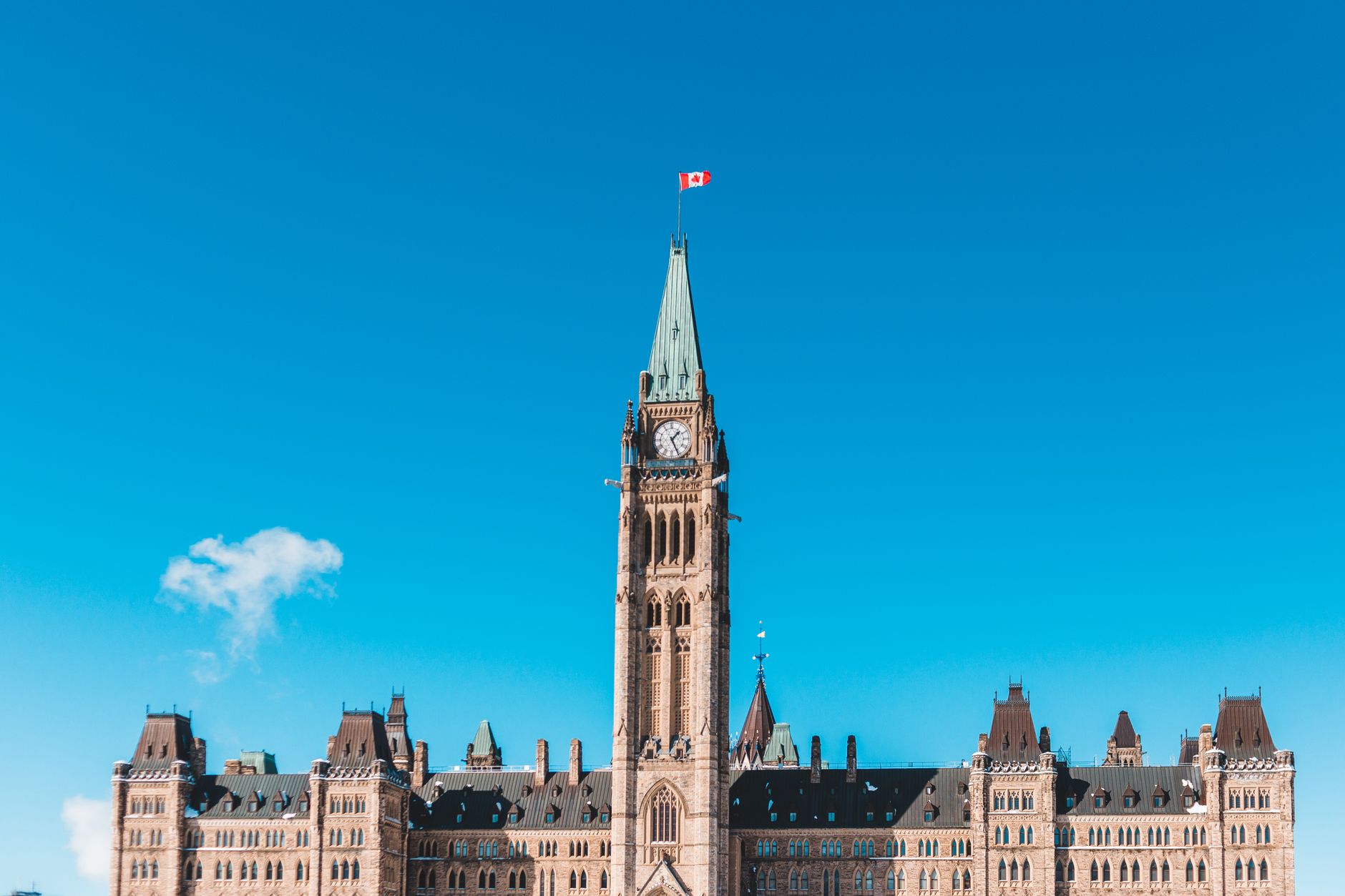 Government of Canada Class Action Lawsuit Accepting Claims for Eight Million Dollar Settlement - Featured image